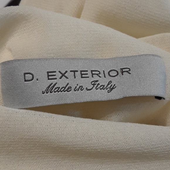 Bundle and Save D. Exterior Turttle Neck - Picture 4 of 4